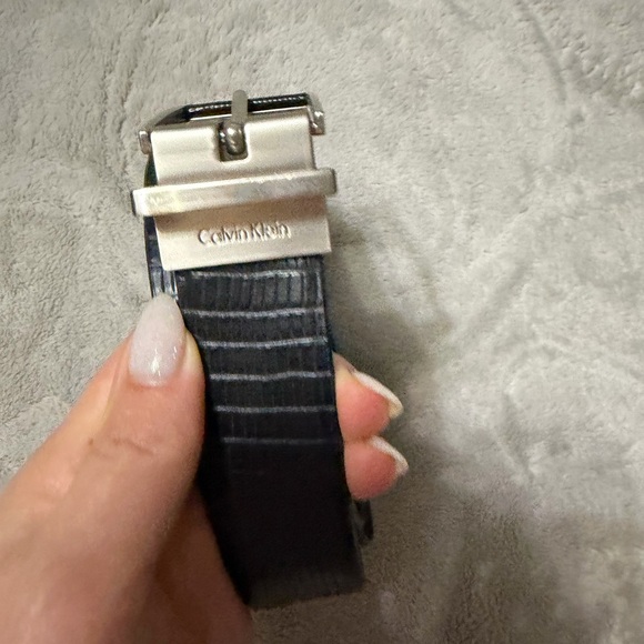 Calvin Klein Black Croc-Embossed Leather Belt with Silver Buckle - Picture 3 of 12